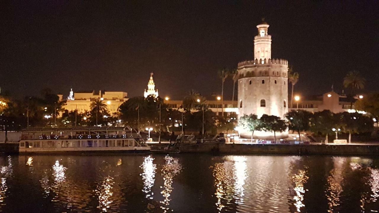 Апартаменты La Corrala De Triana Севилья Экстерьер фото